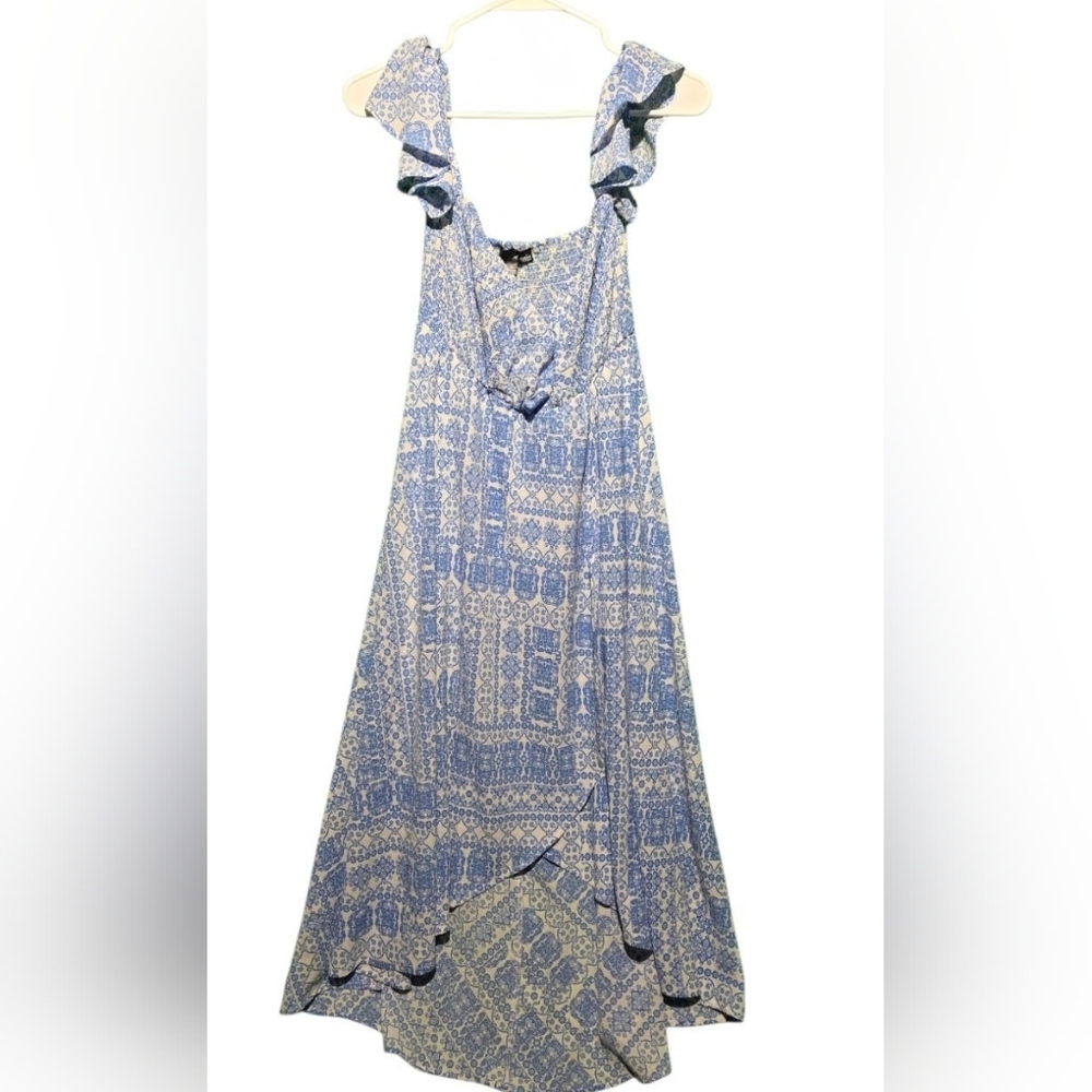 A. Calin Elegant Blue and White Maxi Dress Size Medium PTP 19 - EUC - Picture 2 of 4